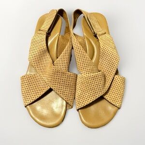 Paul Green Women’s Hollie Slingback Wedge Heels Criss Cross Sandals Size 6.5